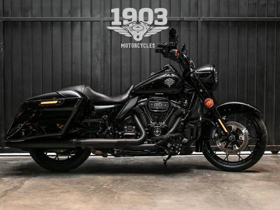 HARLEY-DAVIDSON ROAD KING SPECIAL 